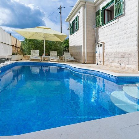 Villa Holiday Home Zvecanje Dış mekan fotoğraf