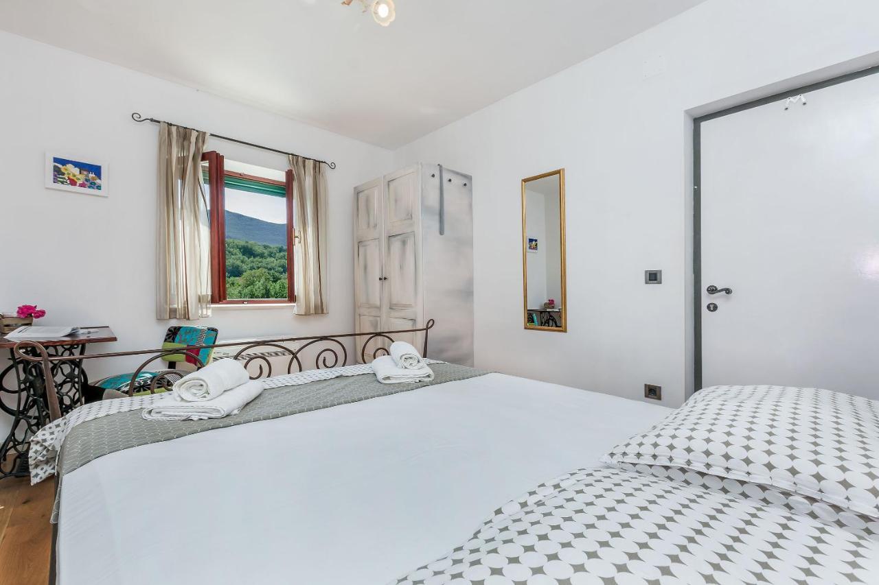 Villa Holiday Home Zvecanje Dış mekan fotoğraf