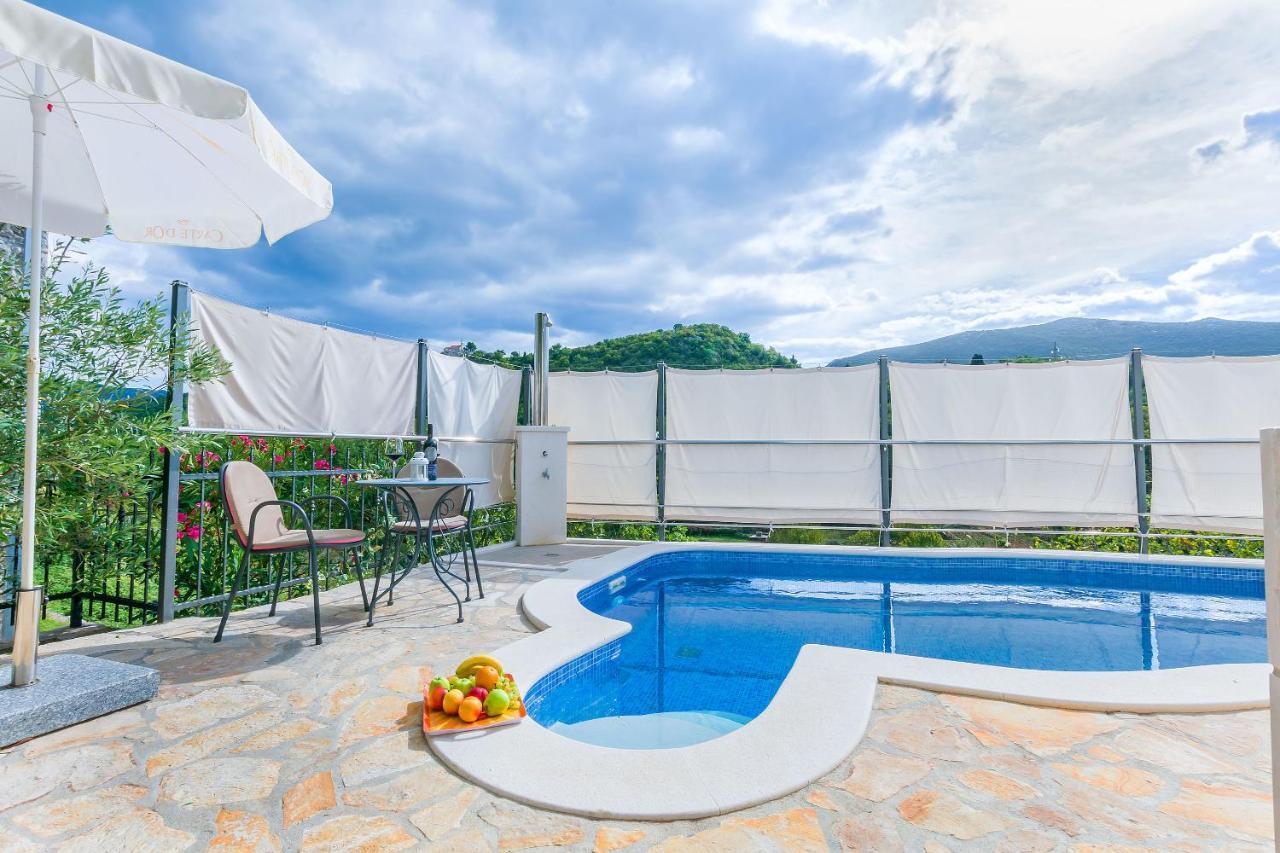 Villa Holiday Home Zvecanje Dış mekan fotoğraf