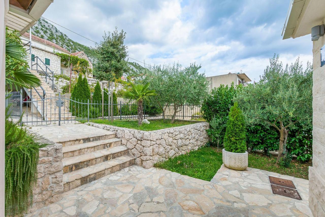 Villa Holiday Home Zvecanje Dış mekan fotoğraf